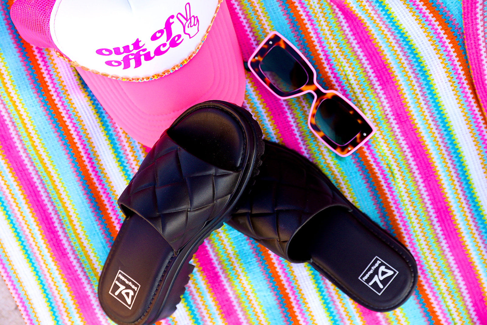 Lightning Eva Sandals-Black