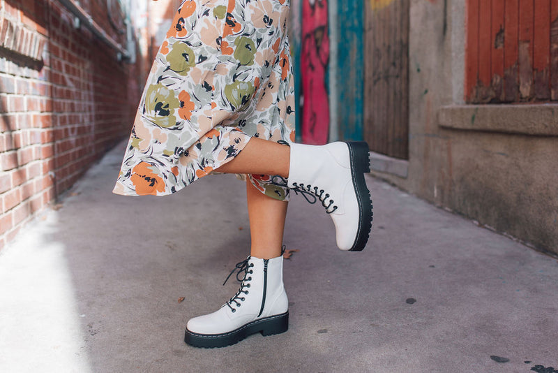 Girly White Combat Boots – Shop Confetti Closet