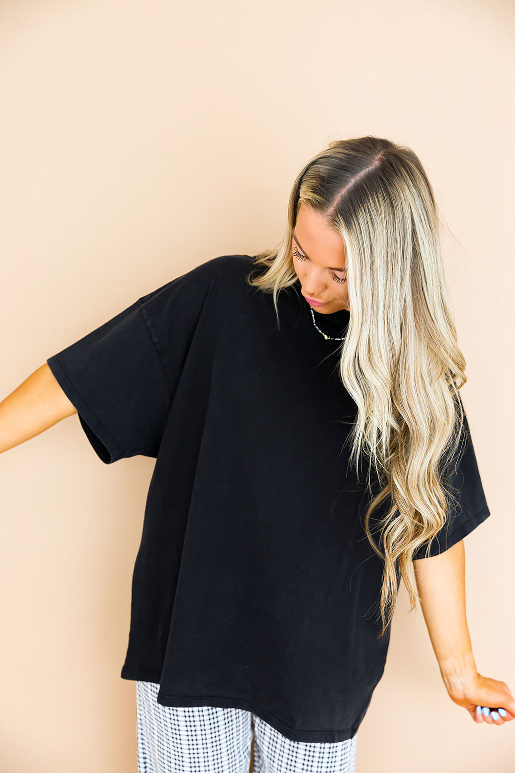 Simple & Sweet Tee-Black
