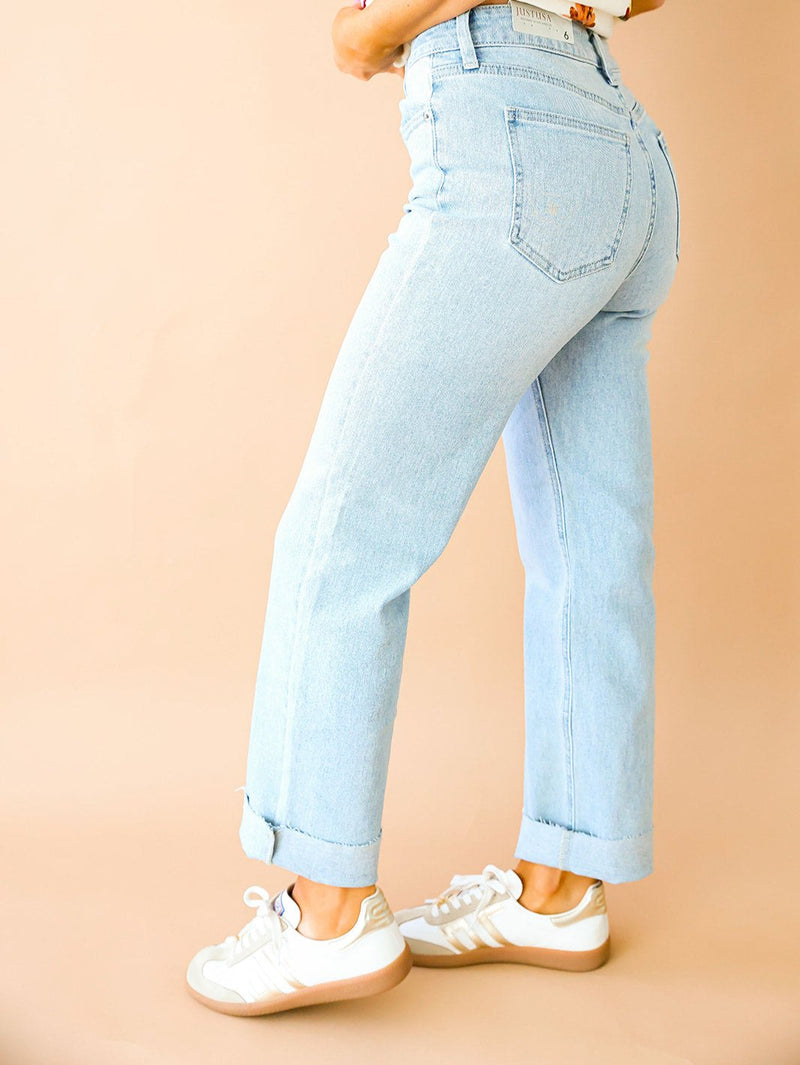 Josie Relaxed Fit Straight Jeans-Light Wash