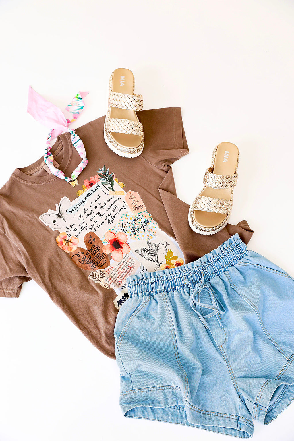 Buzzing With Life Graphic Tee