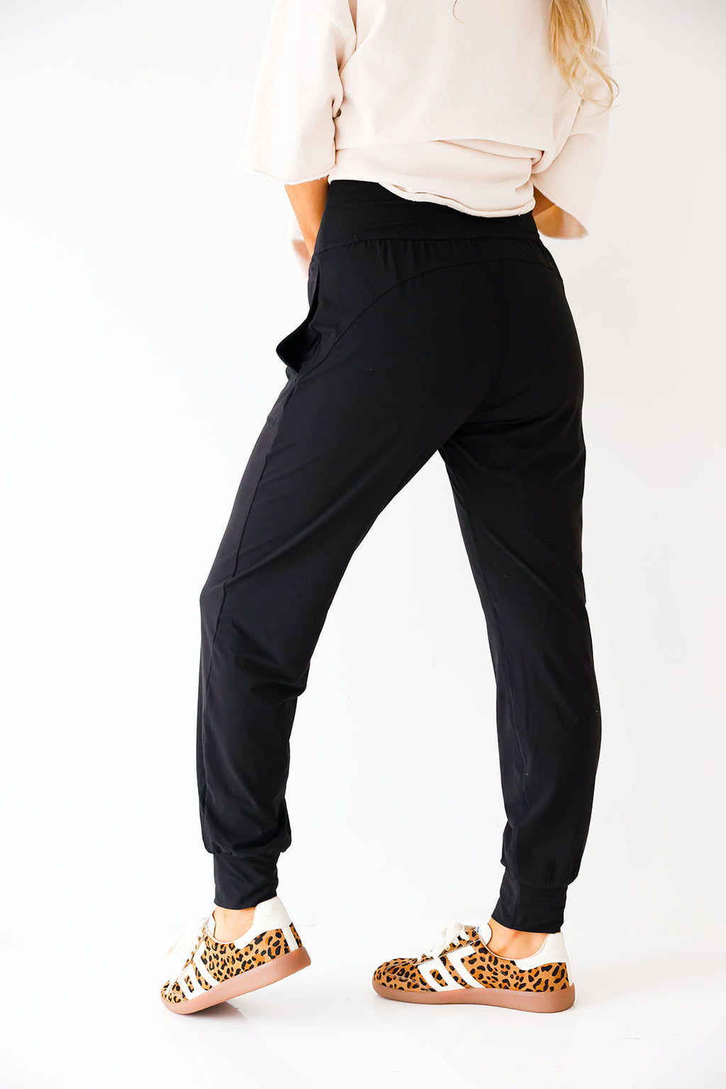 Walk My Way Buttersoft Joggers-Black