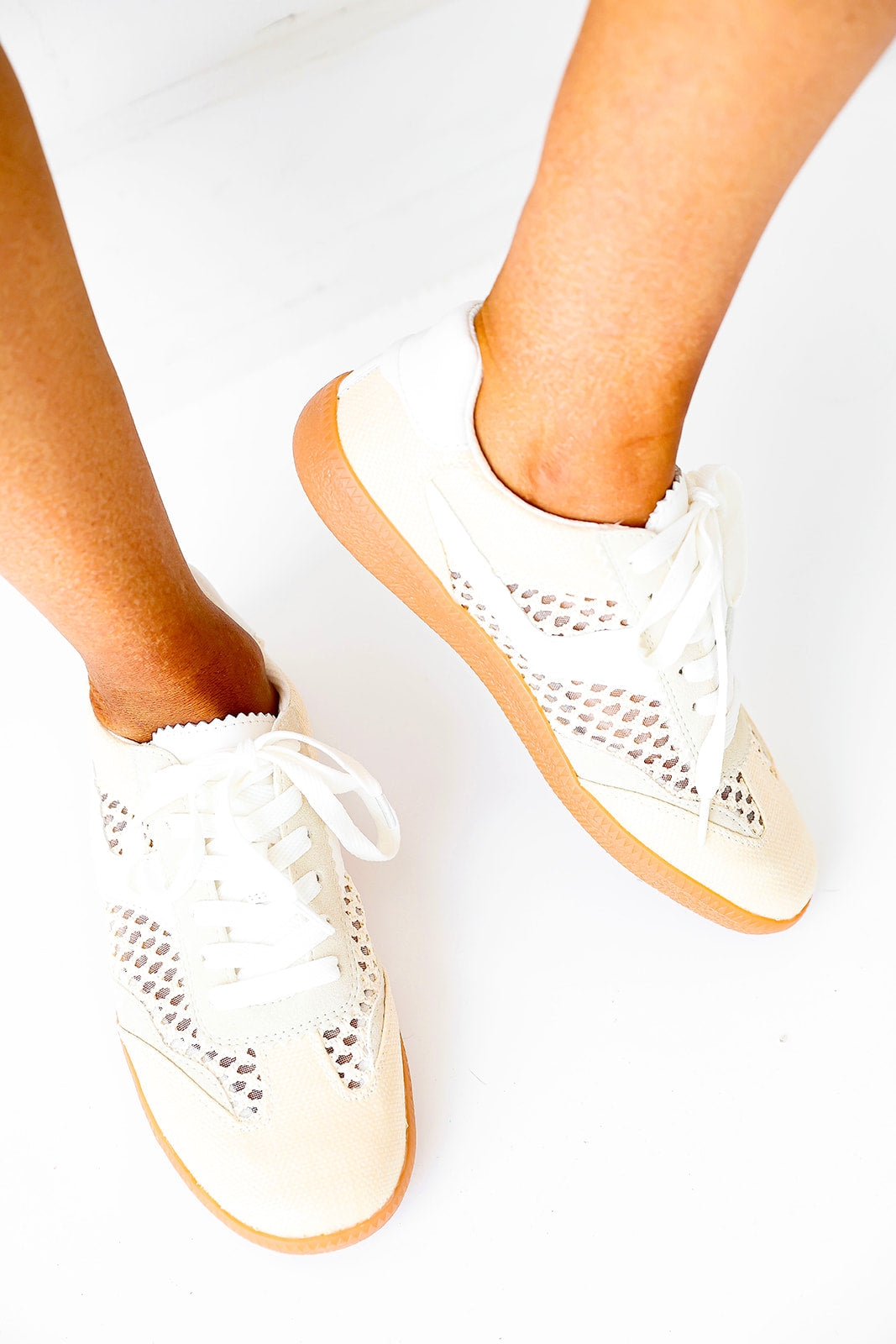 Raffia Sneakers- Tan/Ivory