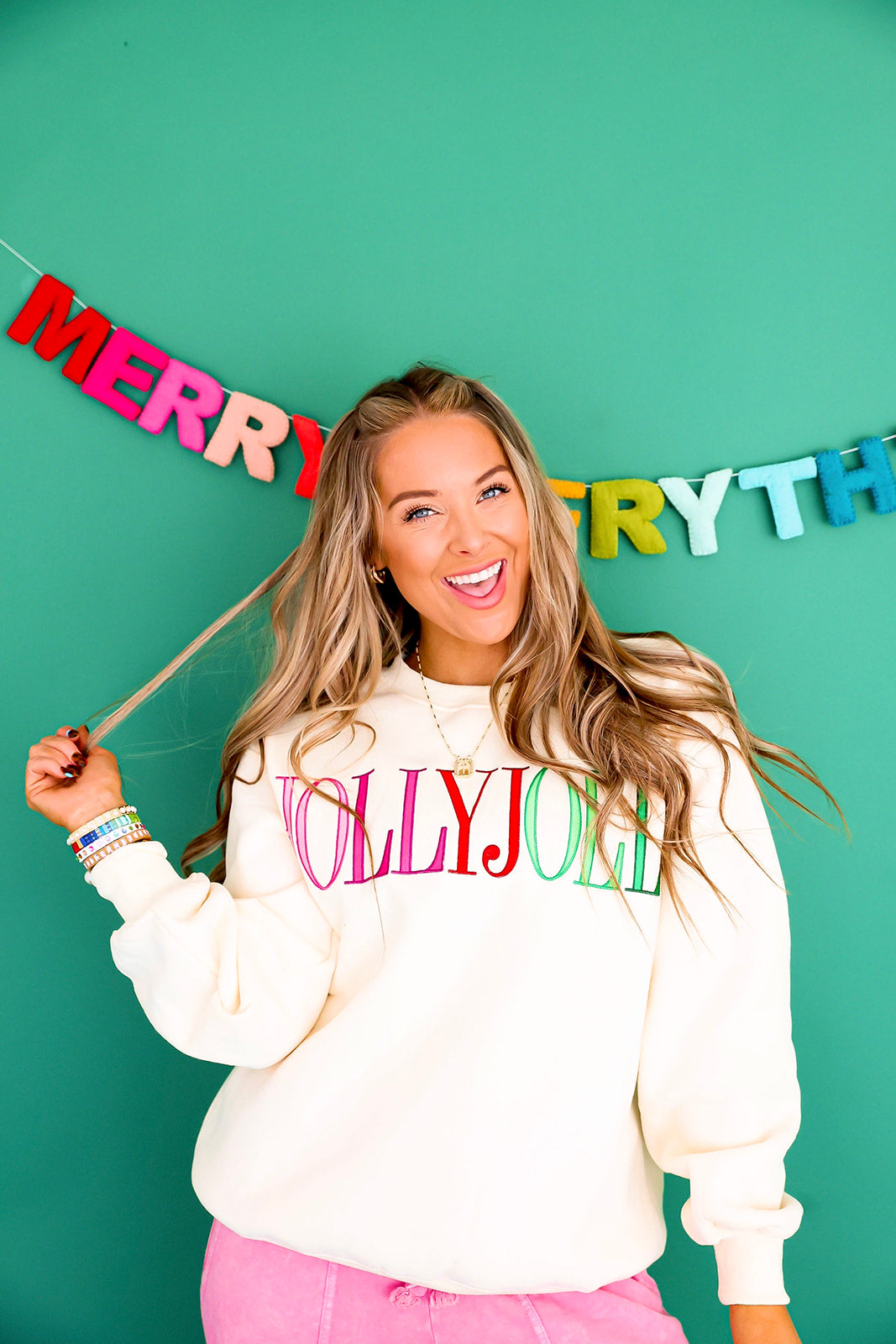 Holly Jolly Sweatshirt – Cream