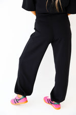 Scuba Luxe Joggers- Black