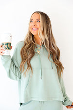 Scuba Luxe Sweatshirt – Sage Green