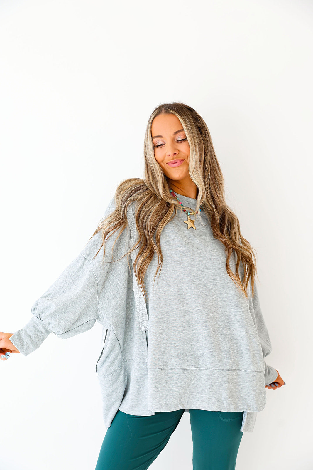Split Hem Crewneck – Heather Gray