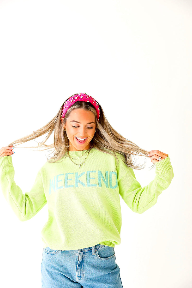 Weekend Motif Sweater-Lime