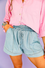 Off Duty Denim Shorts-Lt Wash RESTOCK