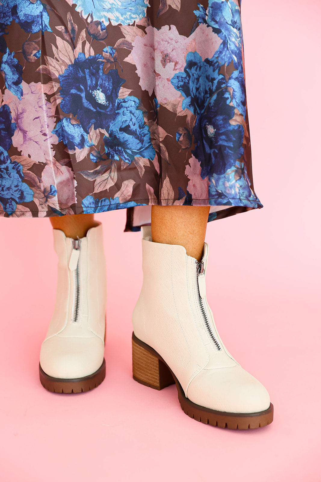 Moonlit Moment Boots – Cream