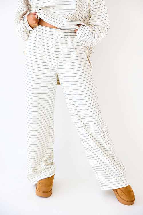 Cozy Weekend Striped Pants – Ivory/Blue