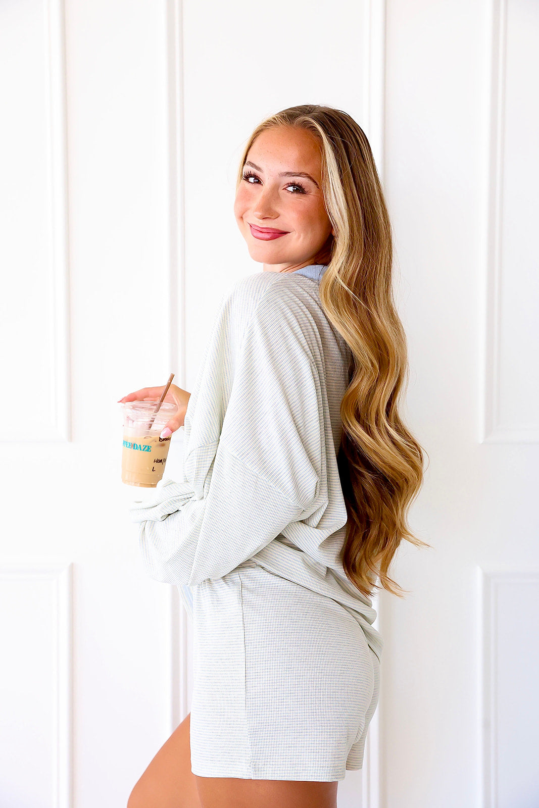 Easy Day Pullover – Baby Blue
