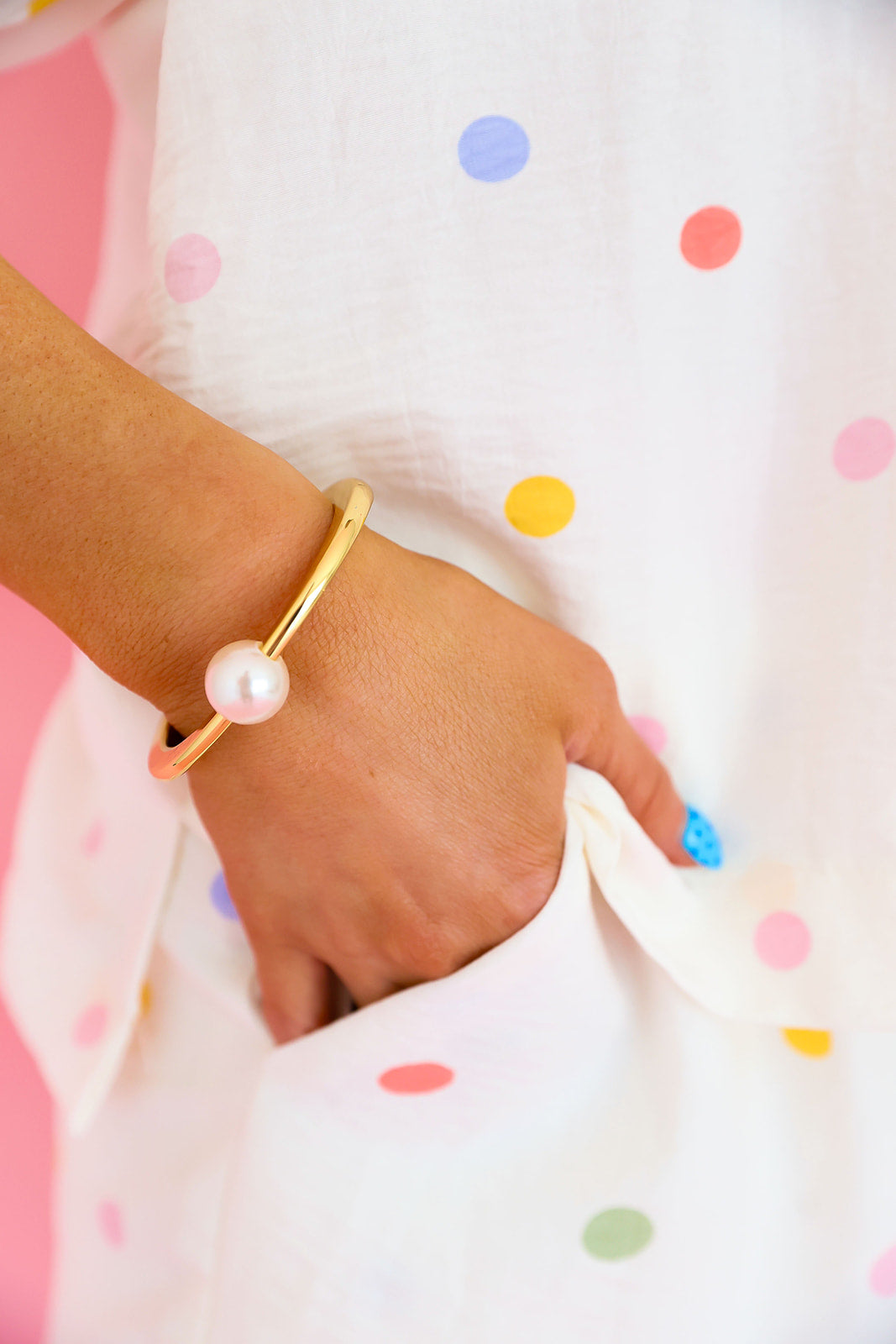 Golden Glow Pearl Bangle