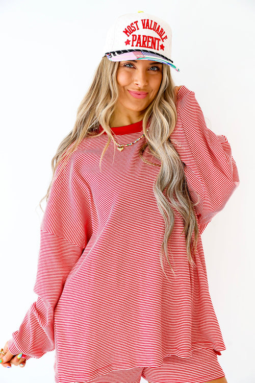 Easy Day Pullover- Red