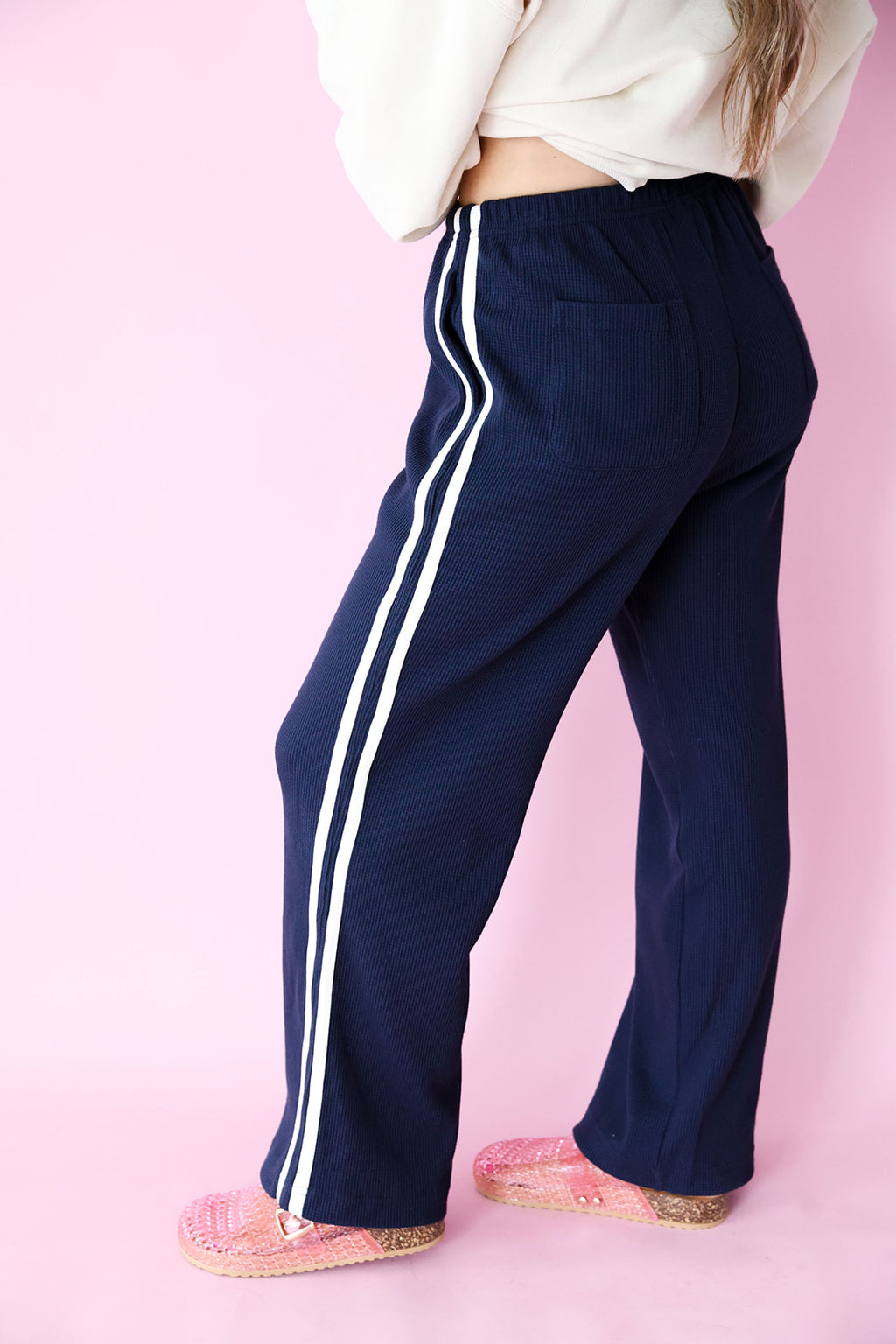 In The Lineup Stripe Pants – Navy