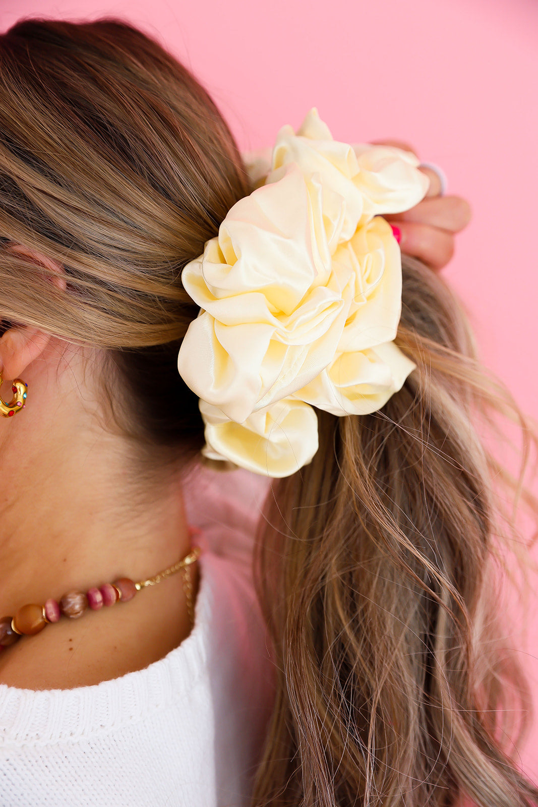 Jumbo Silk Scrunchie – Cream