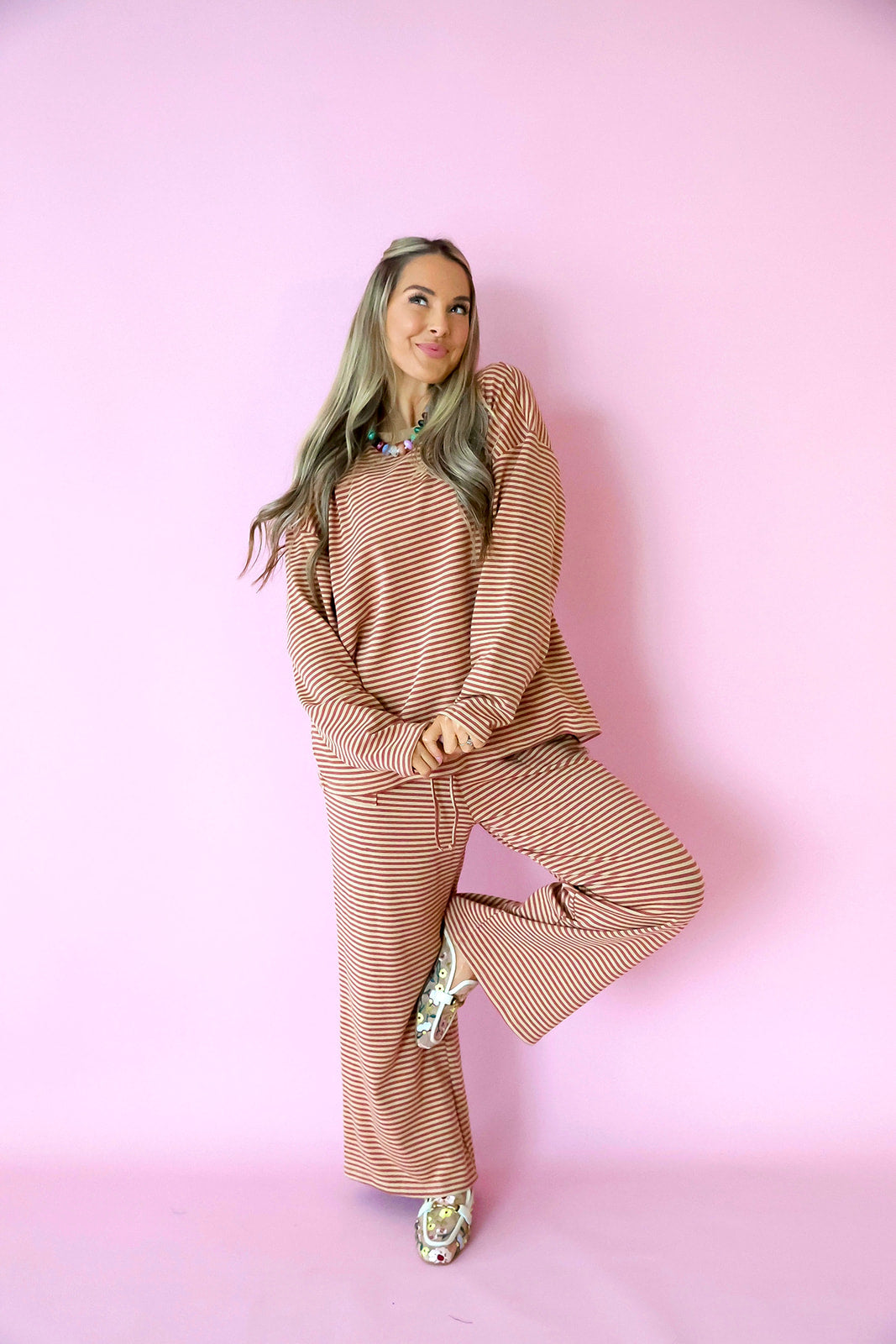 Main Character Long Sleeve Set – Taupe/Rosewood