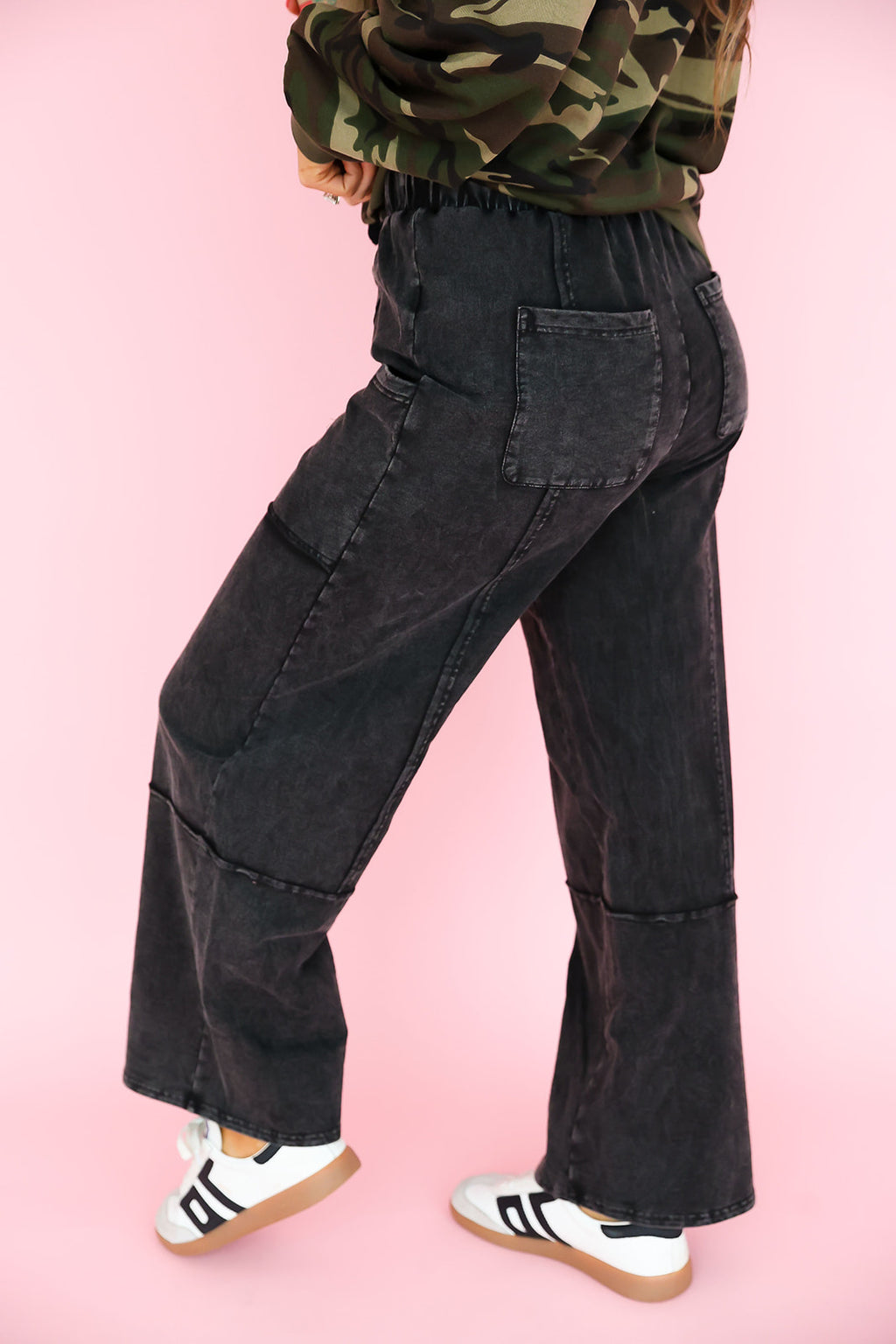 Off-Duty Pants – Washed Black