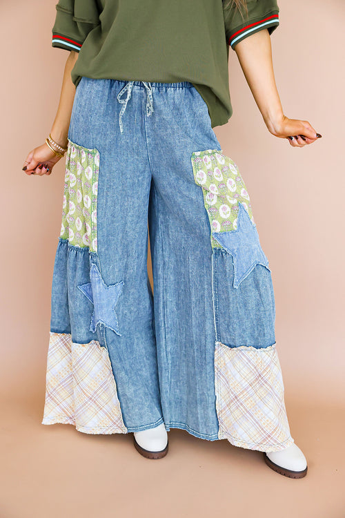 Star of the Show Pants- Medium Wash