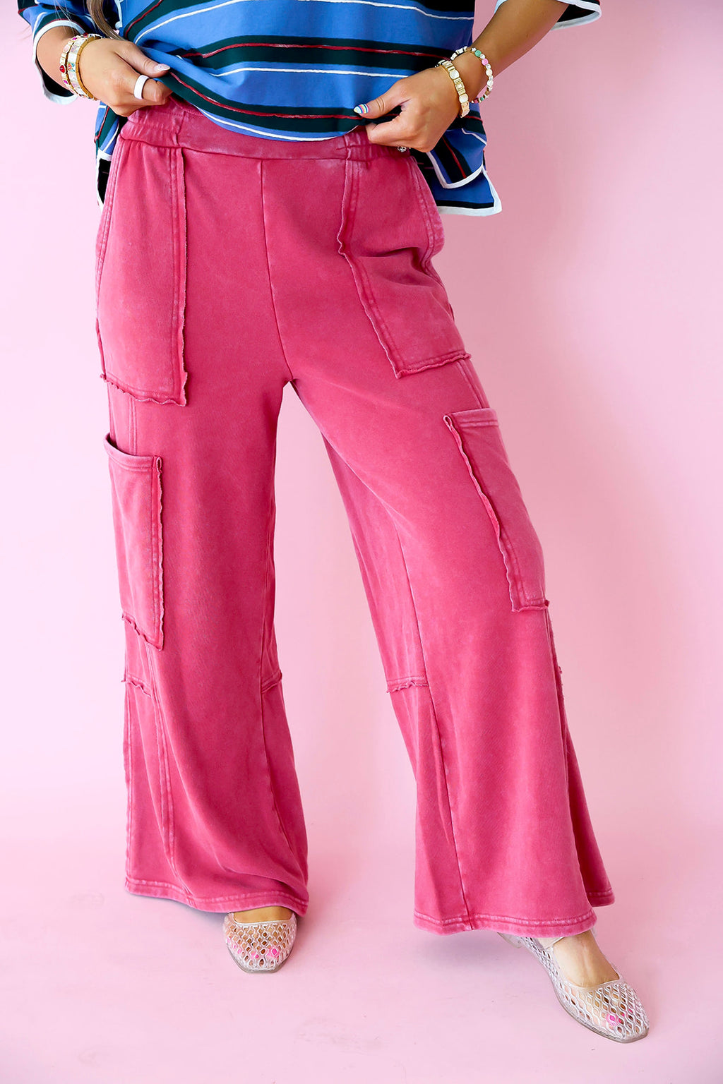 The Effortless Era Pants – Dark Red