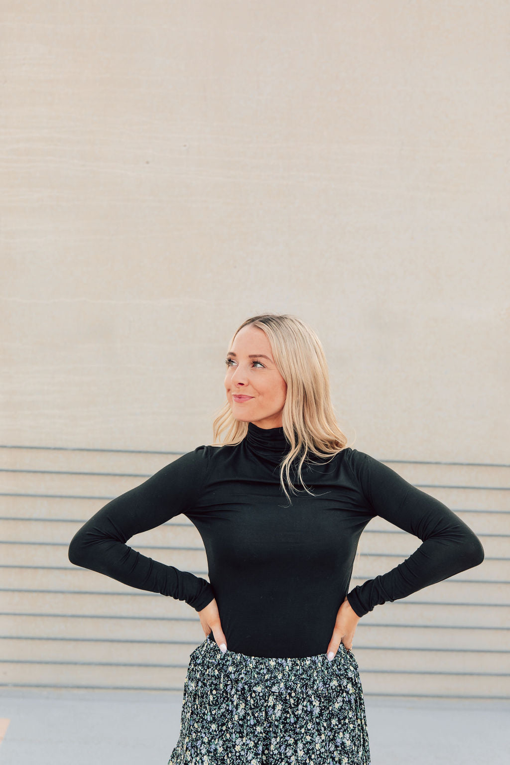 Ultimate Layering Top Turtle Neck-Black