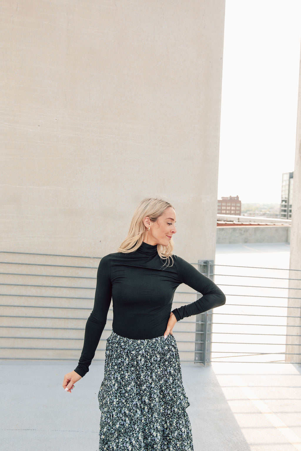 Ultimate Layering Top Turtle Neck-Black