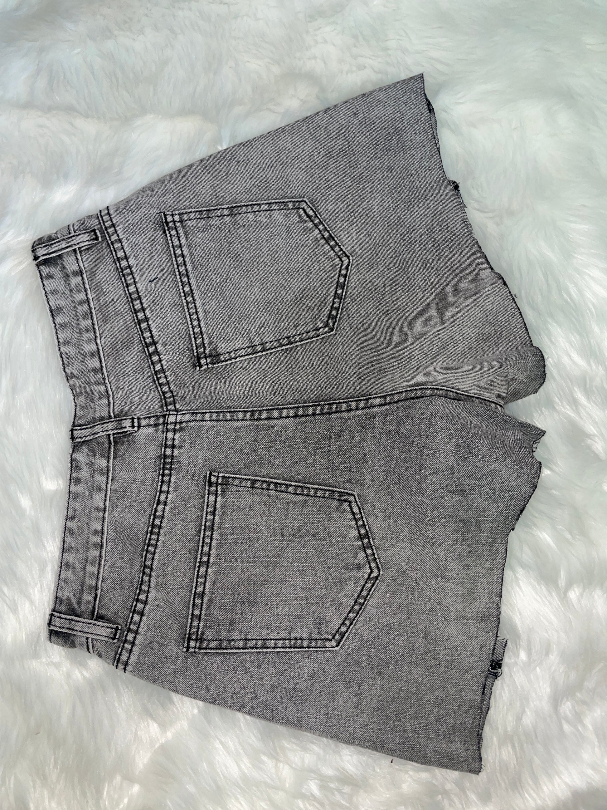 Hit the Road Shorts-Black